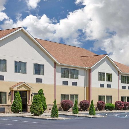 فندق Baymont By Wyndham Boston Heights/Hudson المظهر الخارجي الصورة