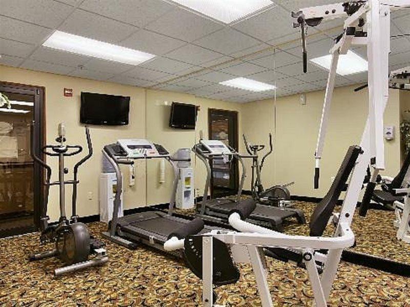 فندق Baymont By Wyndham Boston Heights/Hudson المظهر الخارجي الصورة