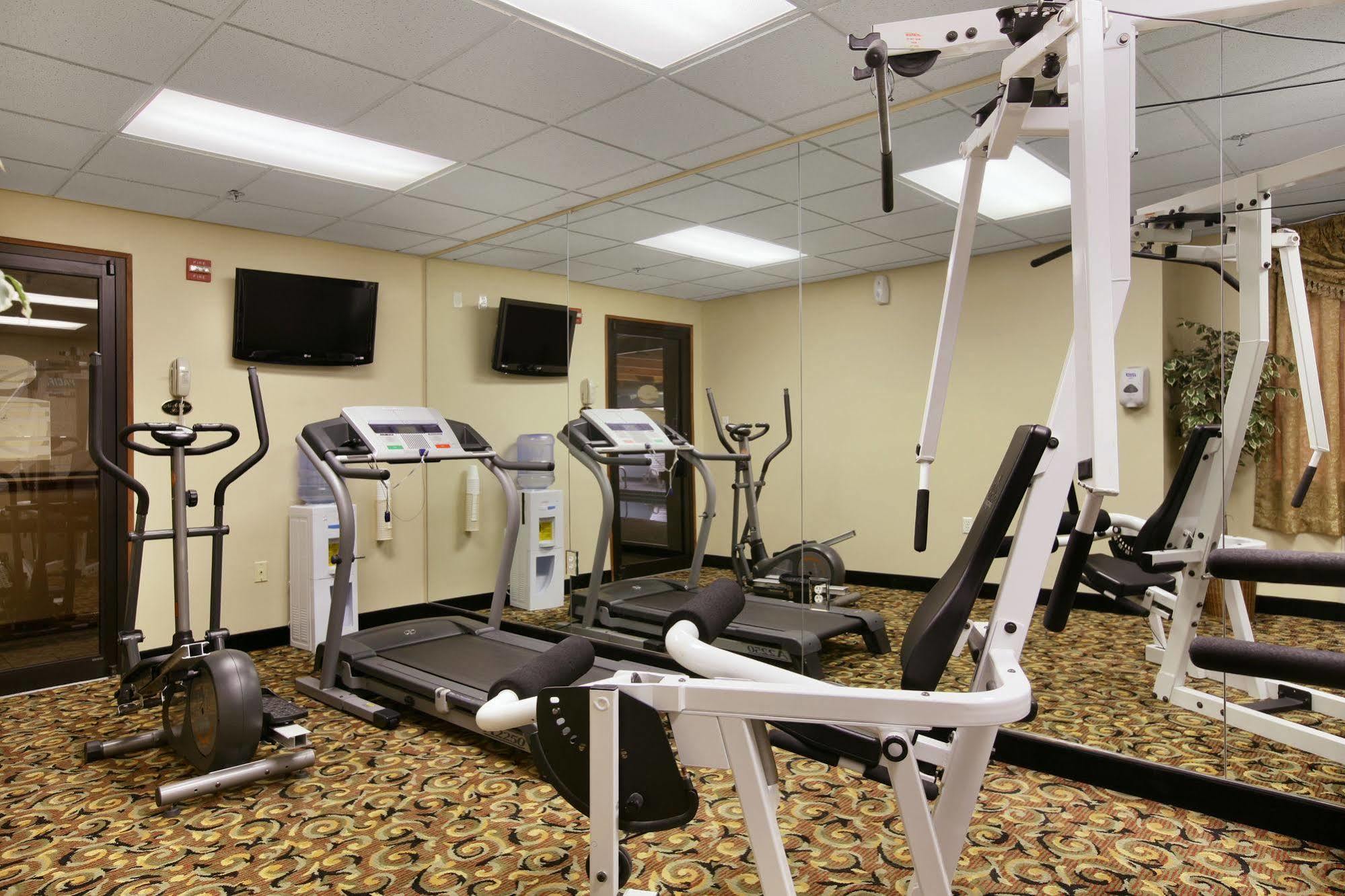 فندق Baymont By Wyndham Boston Heights/Hudson المظهر الخارجي الصورة